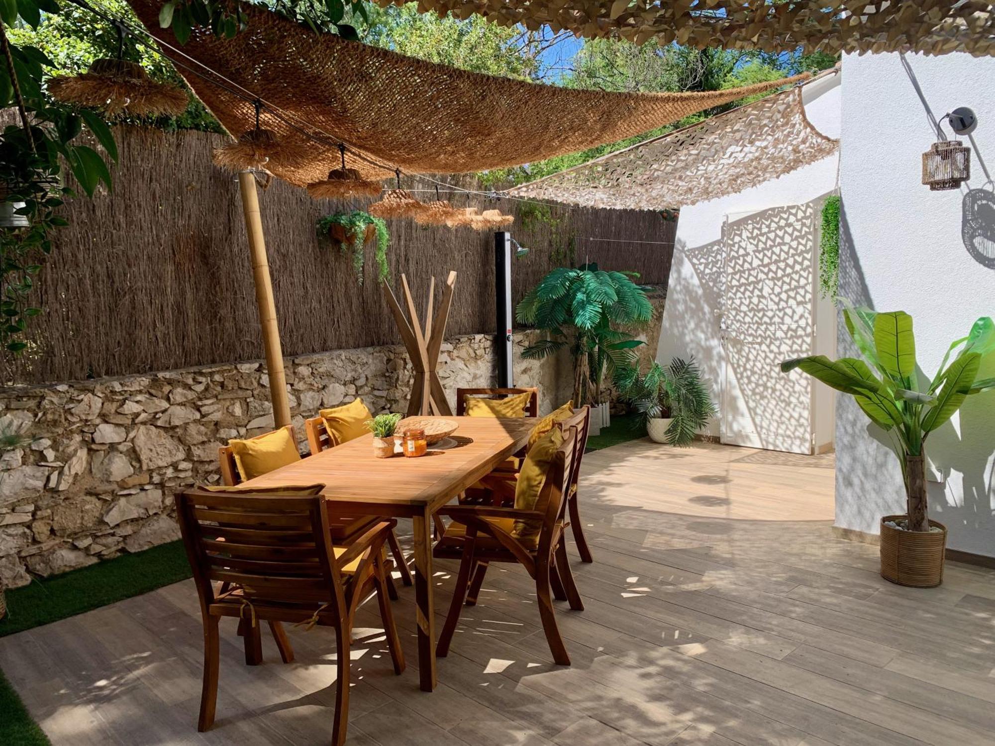 Maisonnette Avec Terrasse Et Jardin-Parking Prive-9Mn Des Plages A Pied Λα Σιοτά Εξωτερικό φωτογραφία